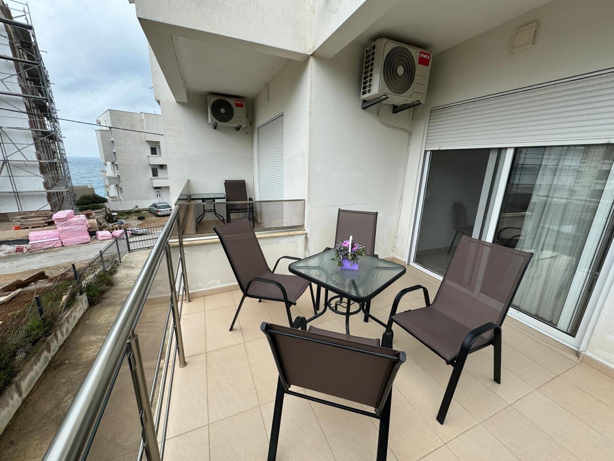 Harasta Lux Apartment Бар Екстериор снимка