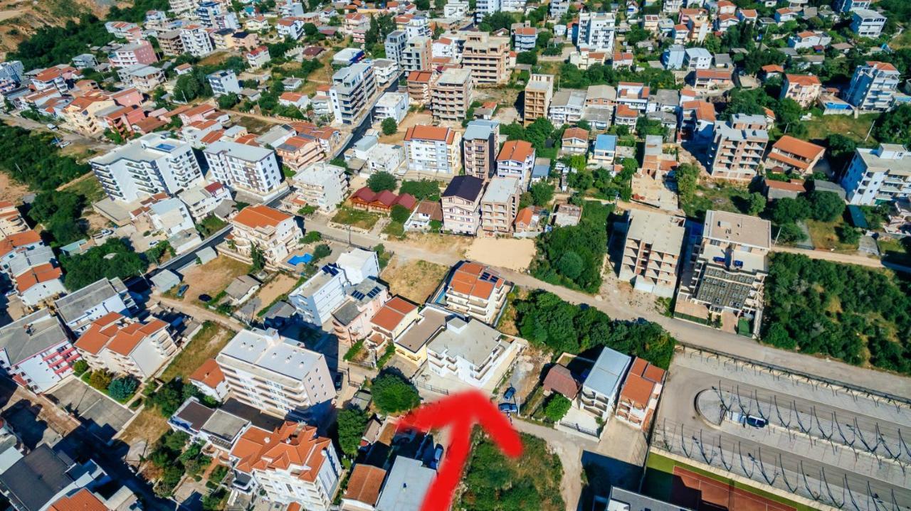 Harasta Lux Apartment Бар Екстериор снимка