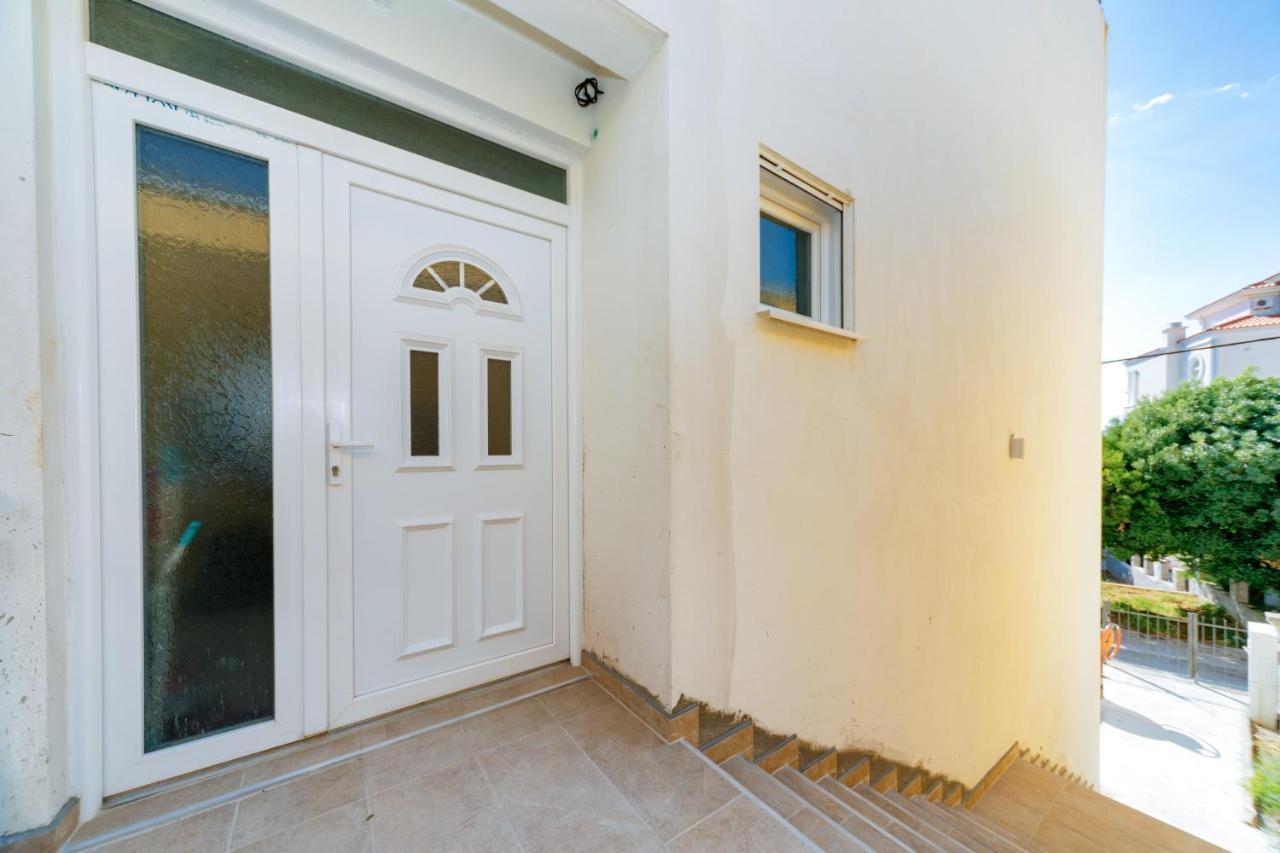 Harasta Lux Apartment Бар Екстериор снимка