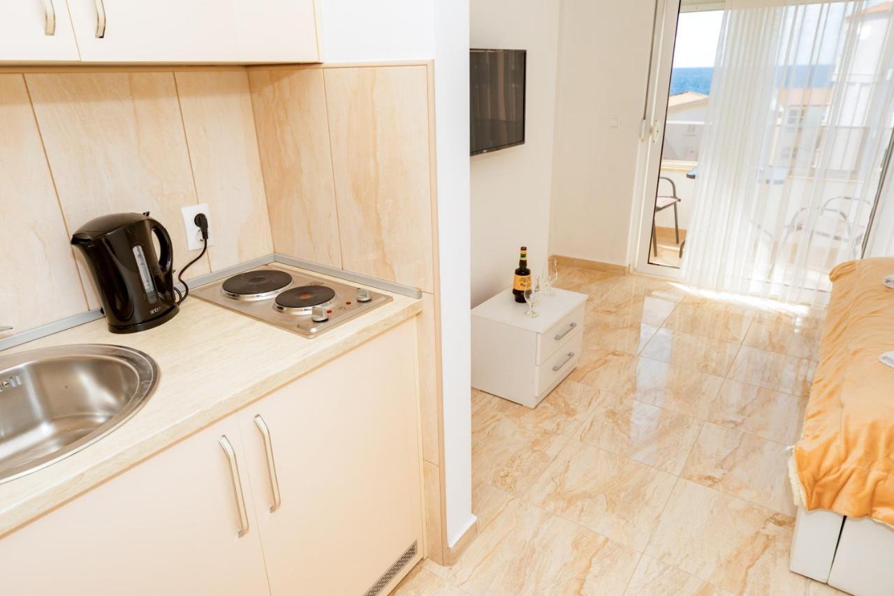 Harasta Lux Apartment Бар Екстериор снимка